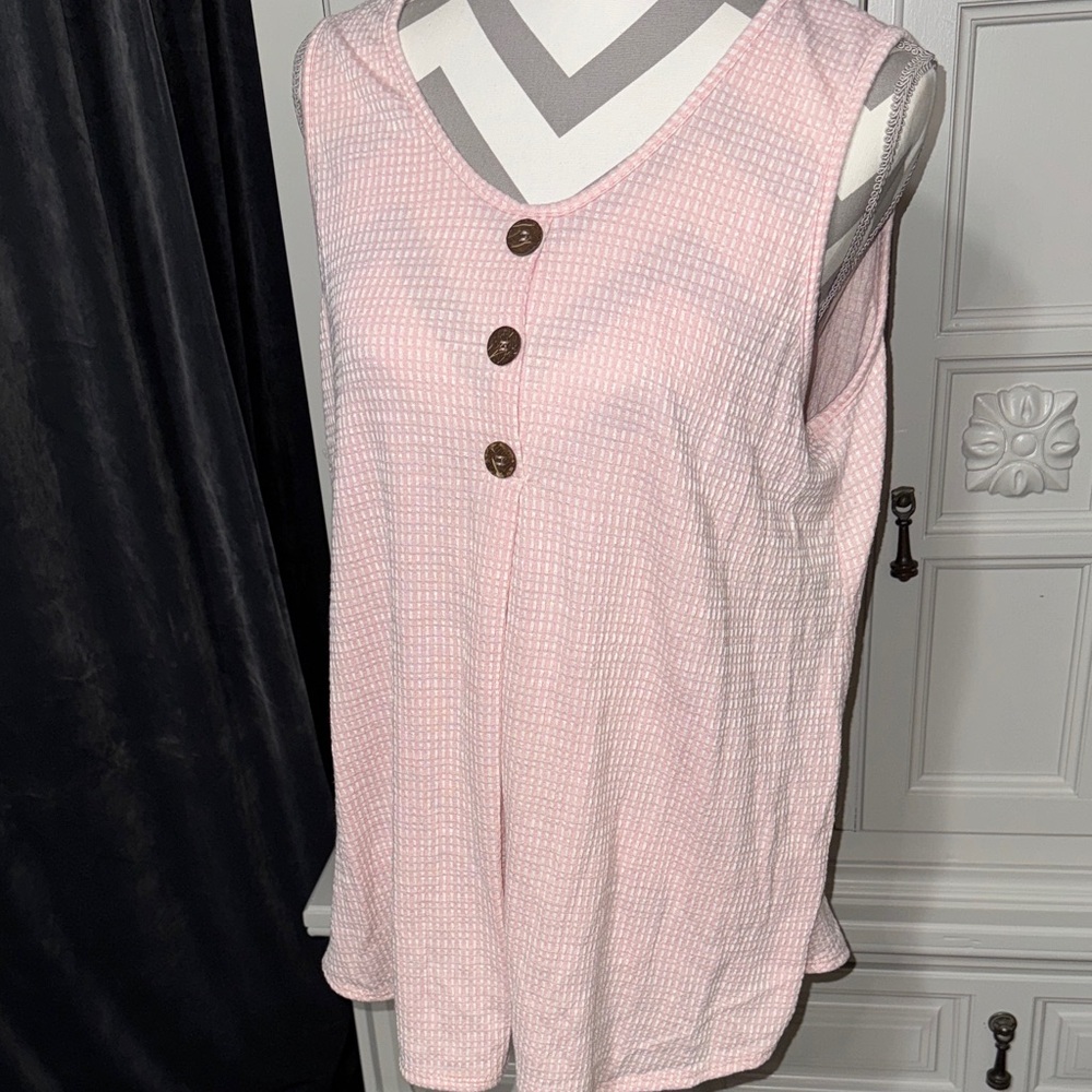 Star Vixen Pink Sleeveless Top with Brown Accent Buttons Size 2X - Picture 3 of 7